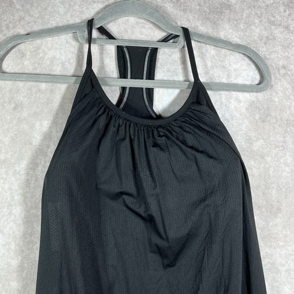 Lululemon No Limits Tank Top Womens 8 Black Racerback Shelf Bra Yoga Gym LW1575S